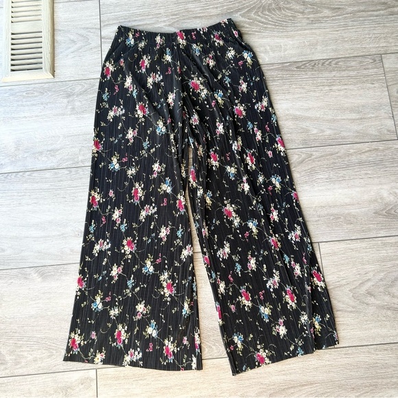 New Look Floral Culotte-style Wide Leg Pleated Cropped Pants Made in UK - Picture 3 of 13